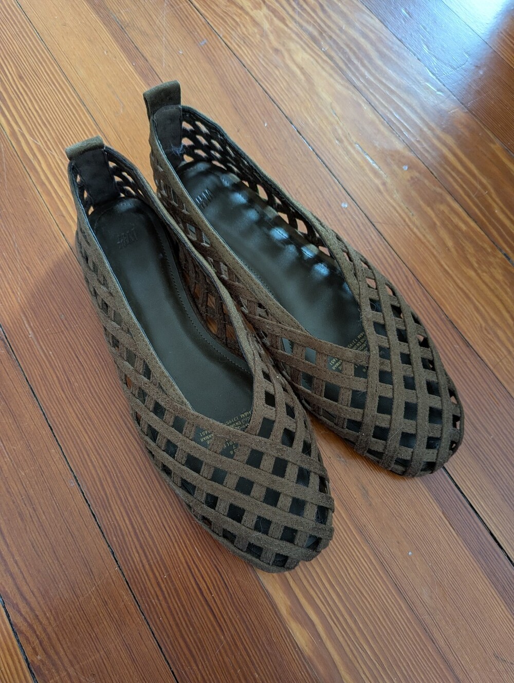 H&M Woven Suede Ballet Flats in Dark Green